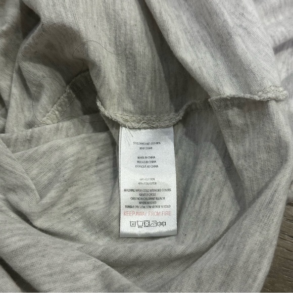 Rae Dunn Vacay Tshirt - Picture 4 of 4